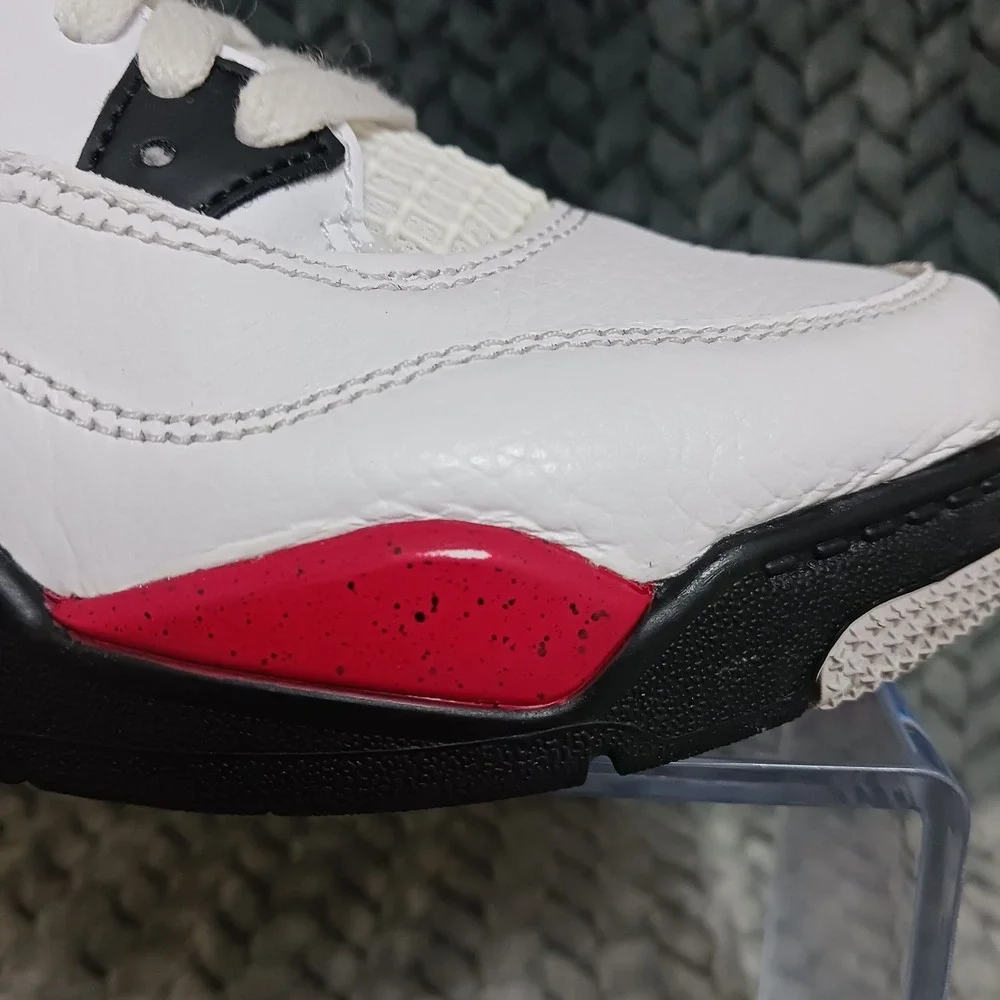 Nike Air Jordan 4 Retro PS Kids Sneakers White Fire Red Black BQ7669-161 Sz 1.5Y